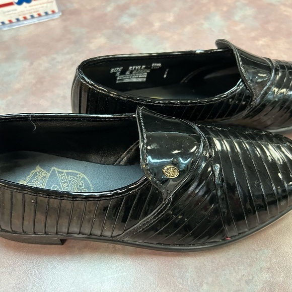 NWT Vintage Black Patent Slip On Shoes - Picture 3 of 5